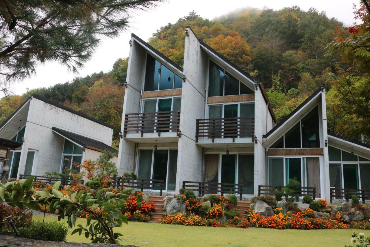 Moon On The Cloud Villa Yeongwol Ngoại thất bức ảnh