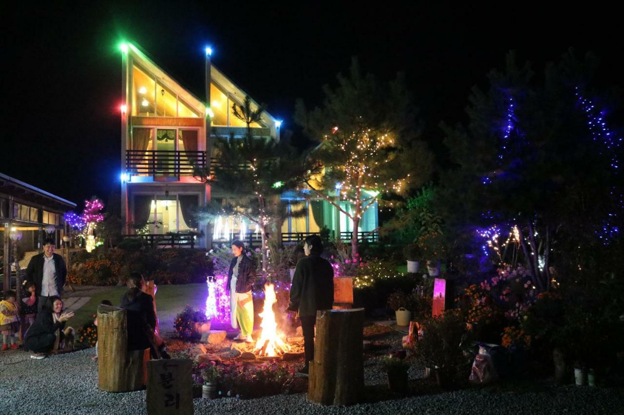 Moon On The Cloud Villa Yeongwol Ngoại thất bức ảnh